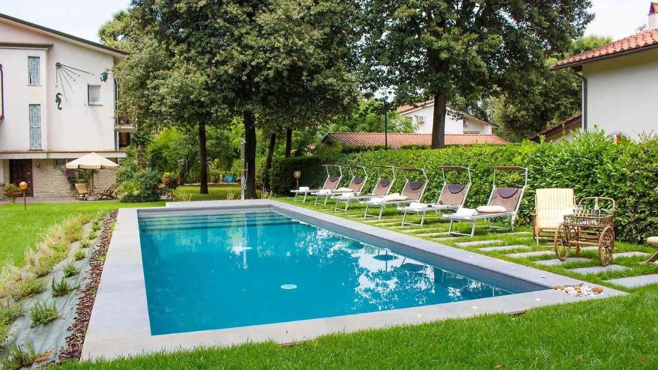 Villa La Meridiana 8&1, Emma Villas Pietrasanta